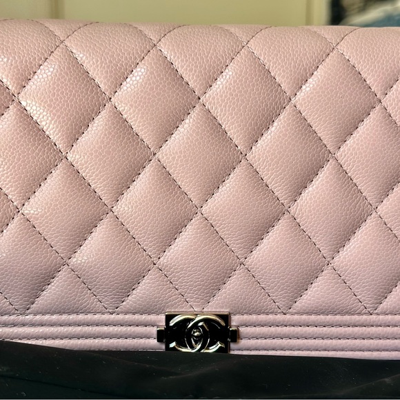 Chanel Boy, 2024 brand new, small light pink grained calfskin leather bag. - Picture 5 of 7